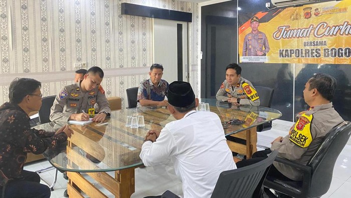 Polres Bogor menerima aduan soal bau peternakan di dekat permukiman. (Foto: dok. Istimewa)